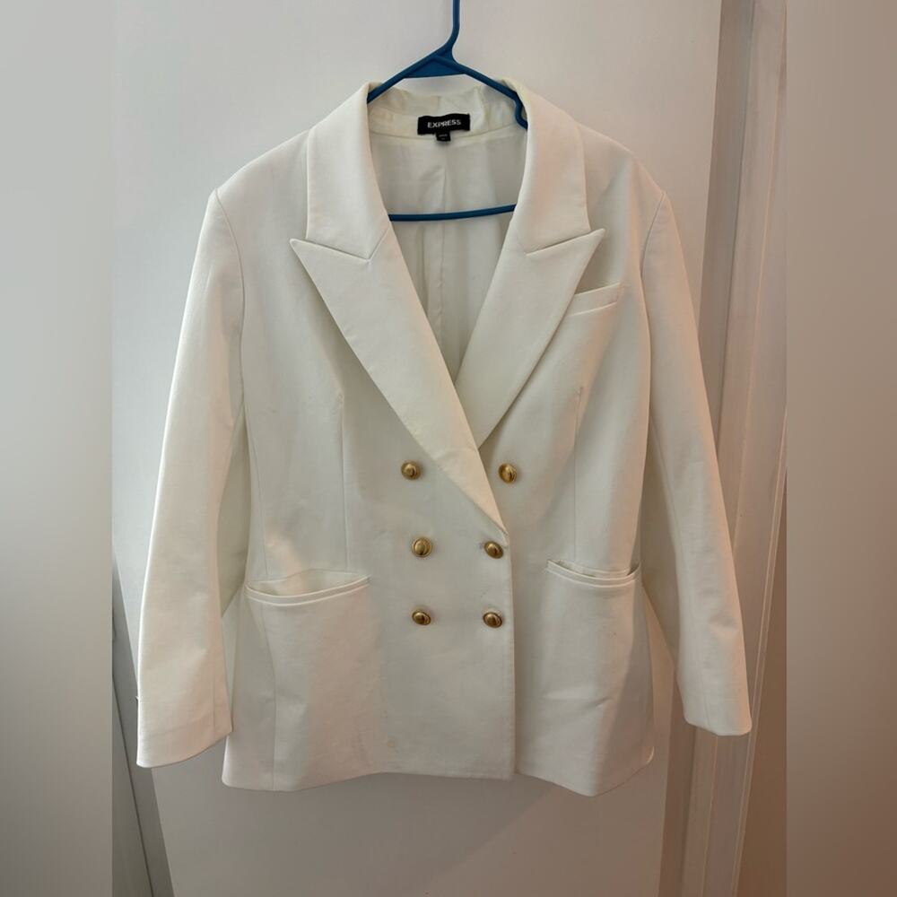 Express blazer with gold buttons - Picture 2 of 12